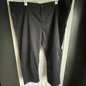 True Nation Black Straight Leg Stretch Jean(free cat hair)